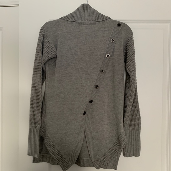 Grey Knit Turtleneck - Venus - Picture 2 of 3